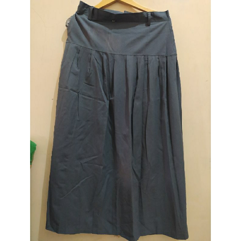 PL seragam panjang SMA wanita bekas