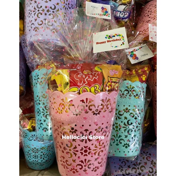 

FREE CARD HBD PARCEL BINGKISAN SNACK KERANJANG ATK KEMASAN ULANG TAHUN