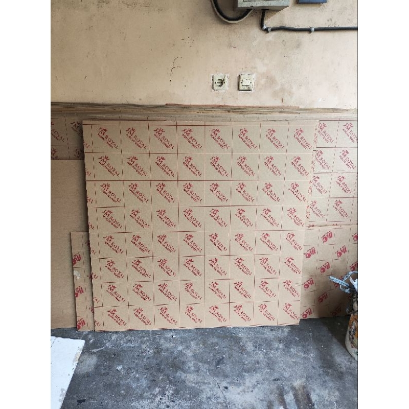 

Akrilik Bening 4mm 100x25 cm