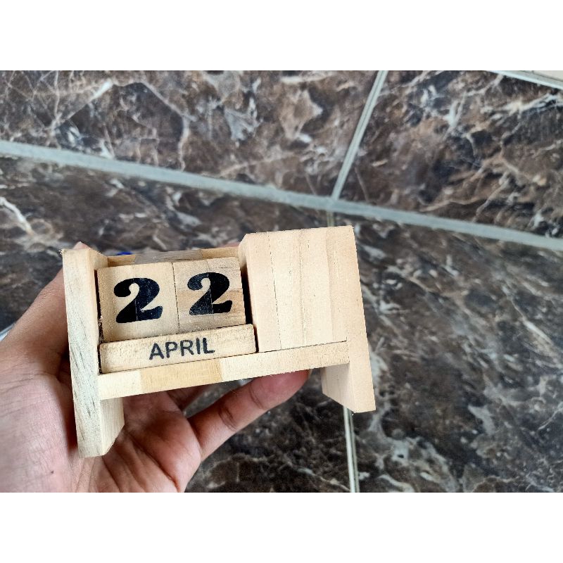 

KALENDER ABADI KALENDER 2024 KALENDER UNIK SOUVENIR PERNIKAHAN SOUVENIR KALENDER