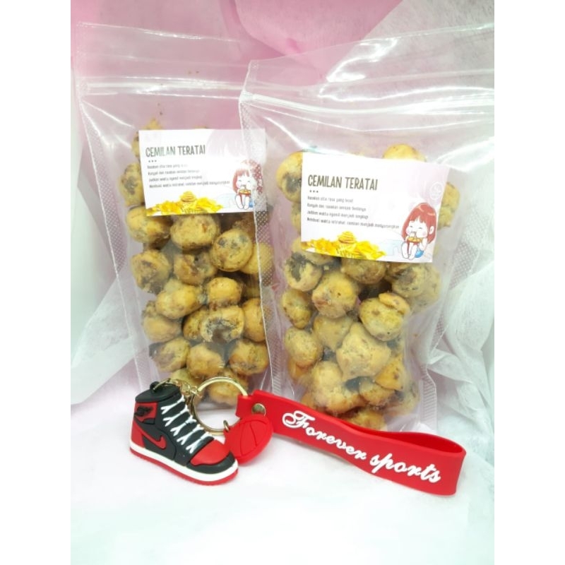 

Cemilan teratai - Snack Soes Coklat Lumer Enak Gurih Jajanan Coklat 100gr