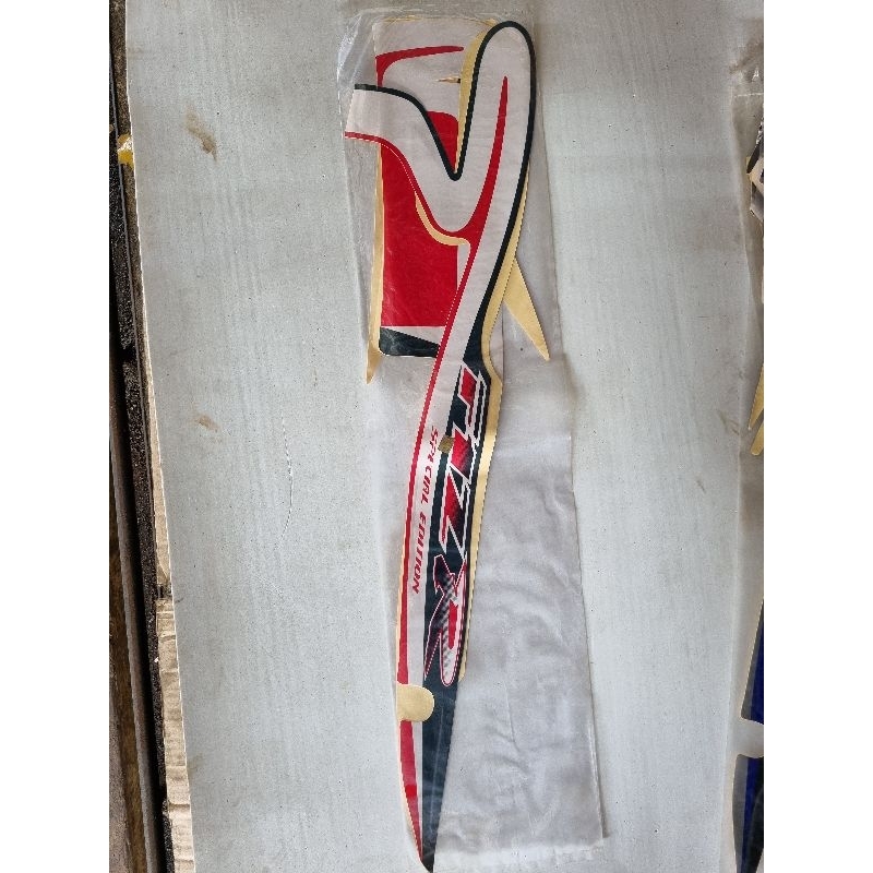 striping lis bodi fizr caltex hijau