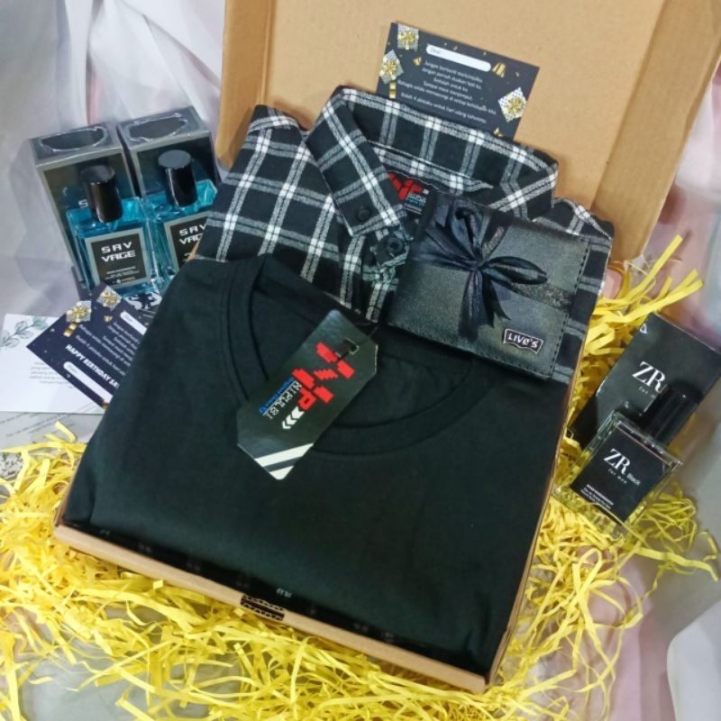 

Gift Box aesthetic kemeja Flanel kado ulang tahun Hadiah Anniversary