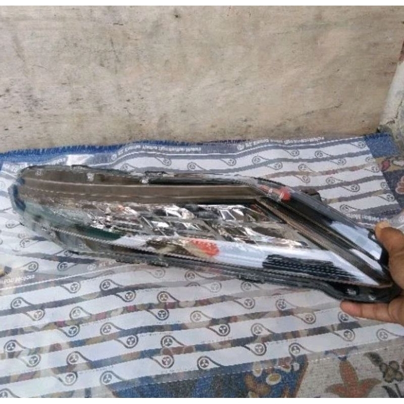 HEADLAMP MITSUBISHI XPANDER DRL 2017 2018 2019