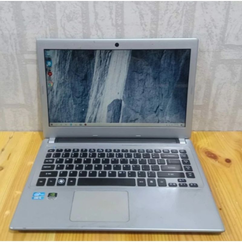 Laptop Acer Aspire V5-471G Cor i5-3317U Ram 8Gb HDD 500Gb DobleVga Nvdia Geforce GT 620M