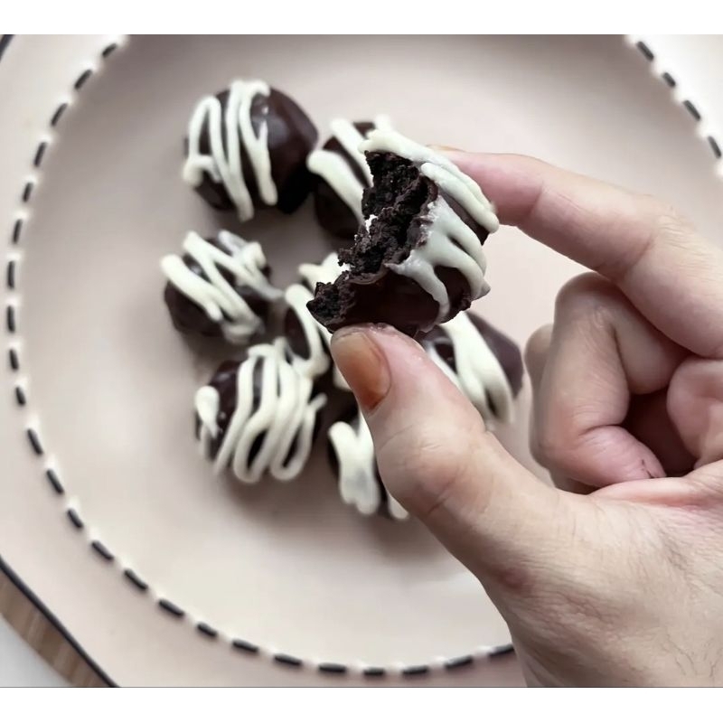 

KUKER BOLA BOLA COKLAT OREO