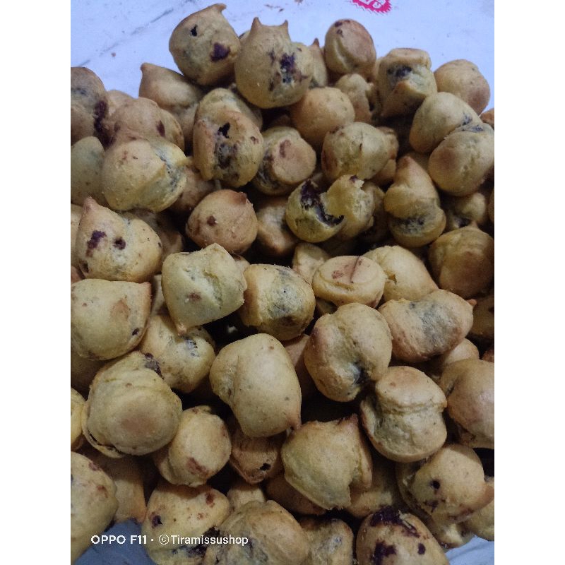 

soes coklat 500gr