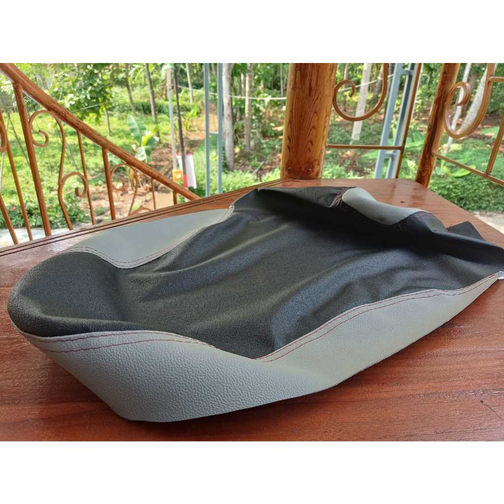 Sarung jok Xeon Original ,Xeon 125,Xeon GT,Xeon RC,Xeon karbu