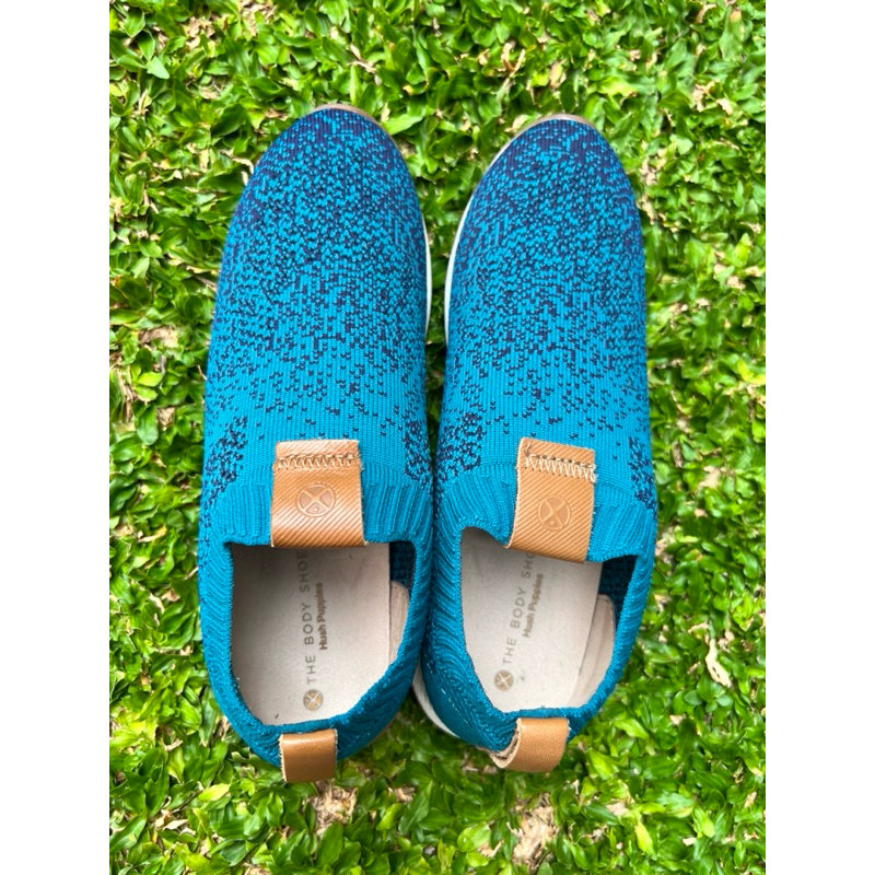 Preloved Sepatu sket Sneakers no 37 Wanita Hush Puppies Original