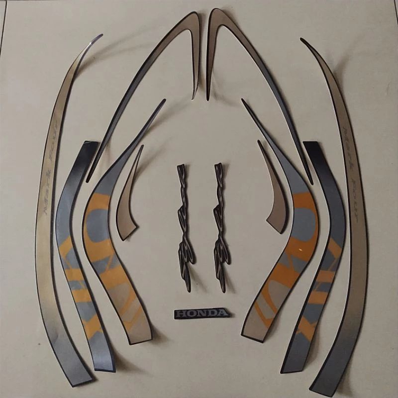 Stiker Striping Motor SCOOPY STYLISH 2021 MATTE BROWN Sticker Lis Body Standar