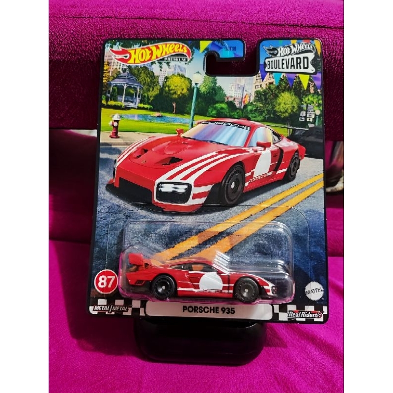 Hot Wheels Boulevard Premium