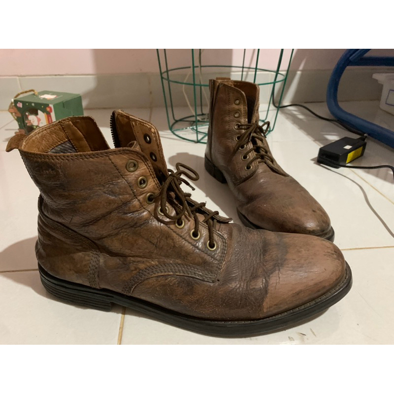 CLARK VINTAGE LEATHER BOOTS SIDE ZIPPER
