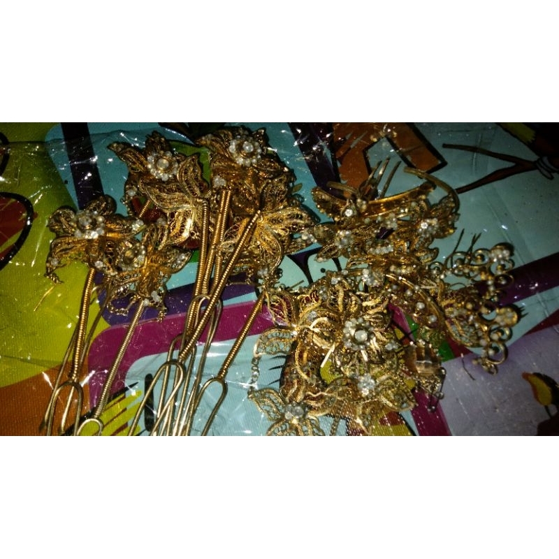 Cunduk Mentul Solo Putri