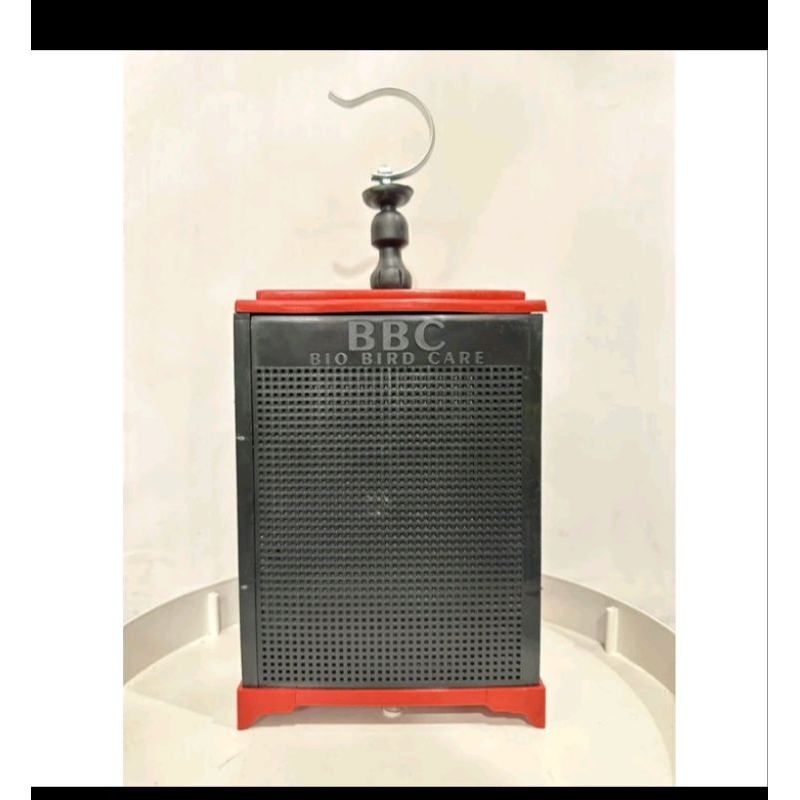 sangkar jangkrik/ambrukan