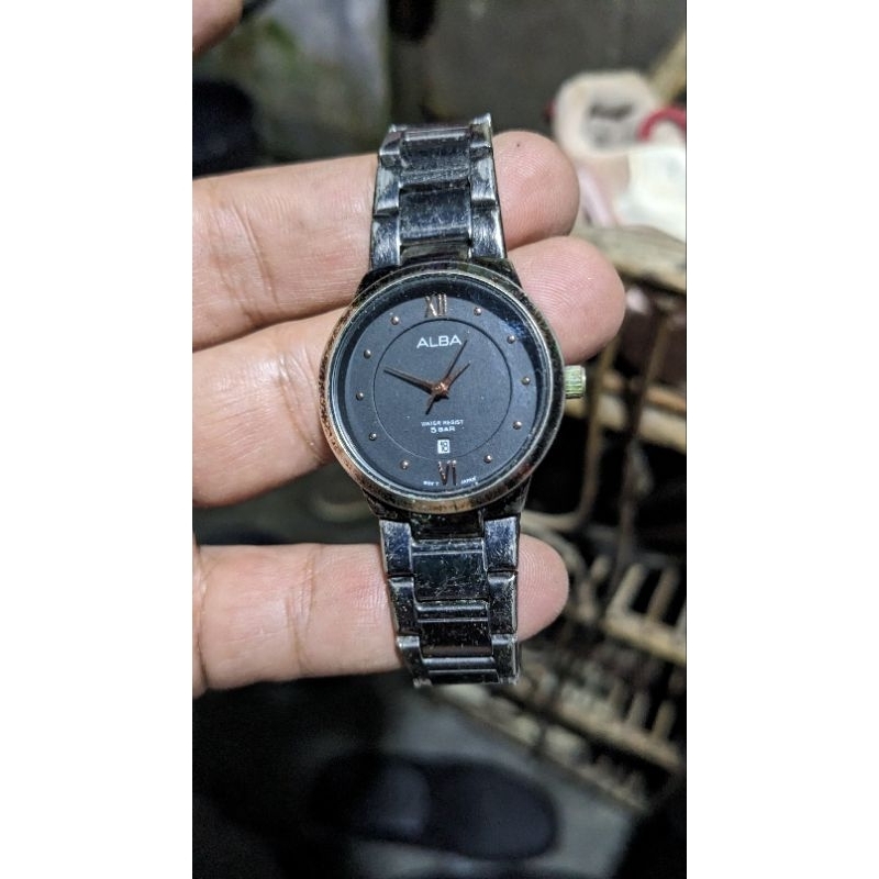 jam tangan Alba bulat bekas