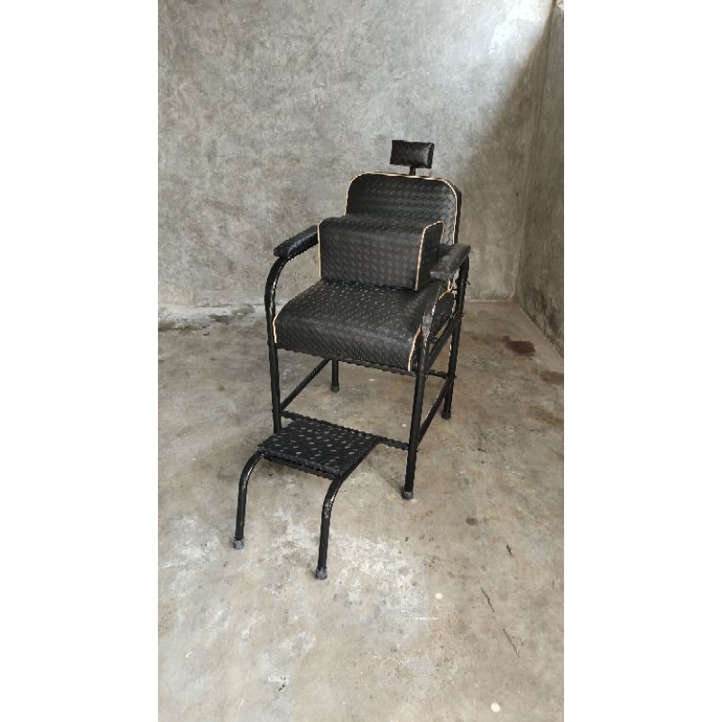 Kursi Pangkas Rambut