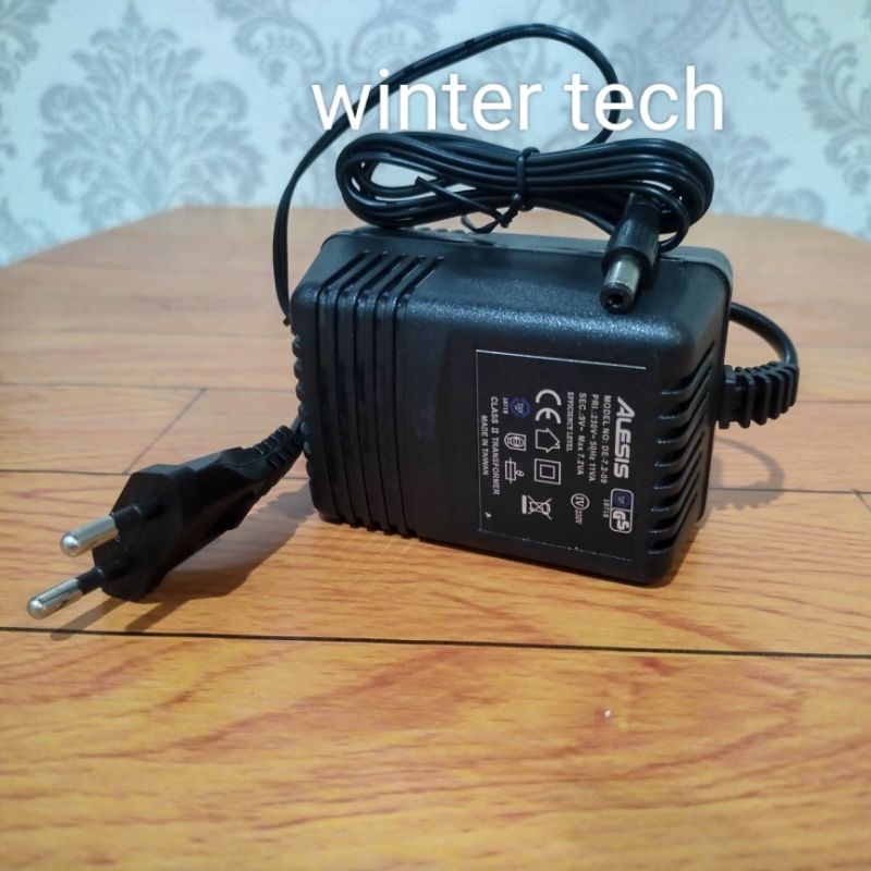 adaptor untuk effek vokal alesis microverb 4