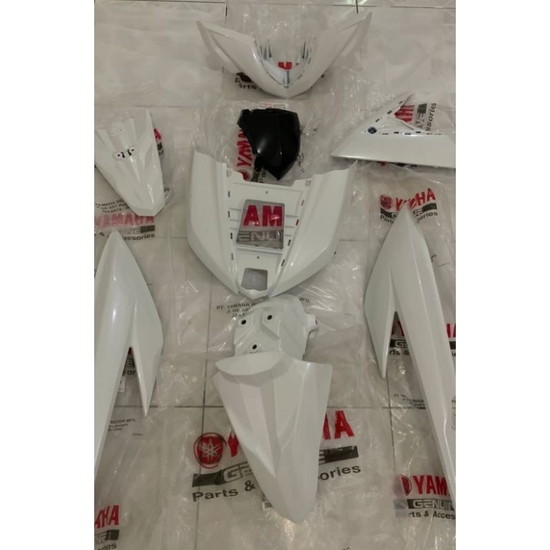 FULL BODY HALUS YAMAHA SOUL GT 125 PUTIH ORIGINAL