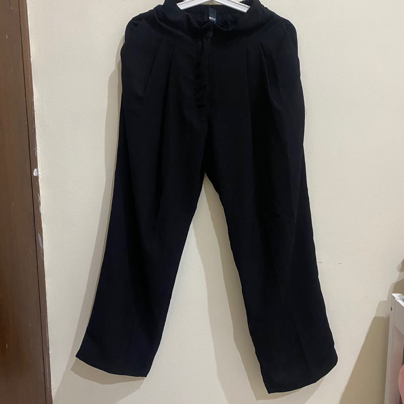 Celana Panjang Kain Hitam Avgal