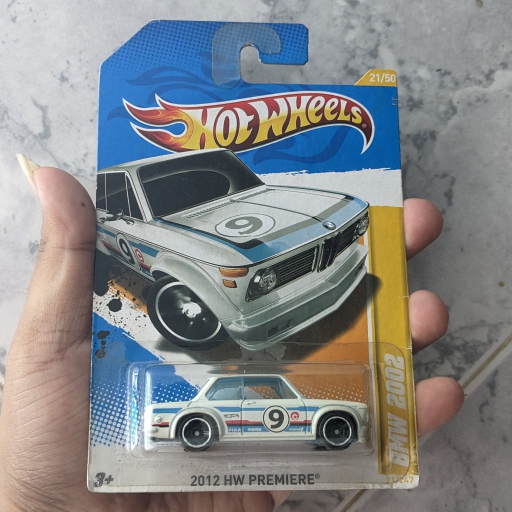 Hot Wheels BMW 2002 White