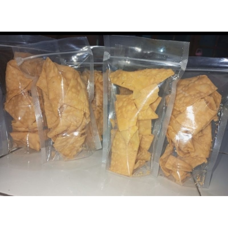 

keripik pangsit 50gram