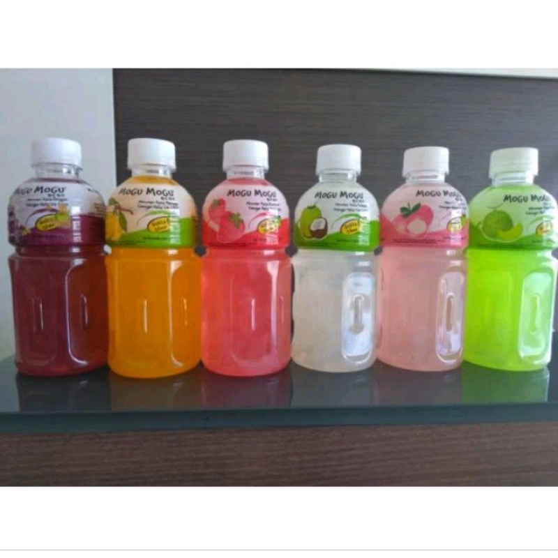 

MOGU MOGU - Minuman Rasa Buah dengan Nata de Coco - 320ml