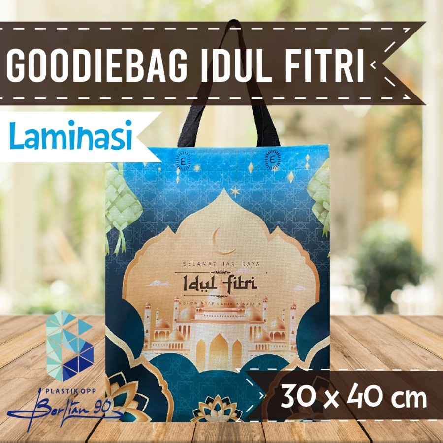 

(LUSINAN) Tas Goodie bag lebaran Idul fitri 2024 Uk 30x40x10 cm isi 12 pcs Laminasi / Tas idul fitri / Tas hampers lebaran / Tas Handle Idul Fitri