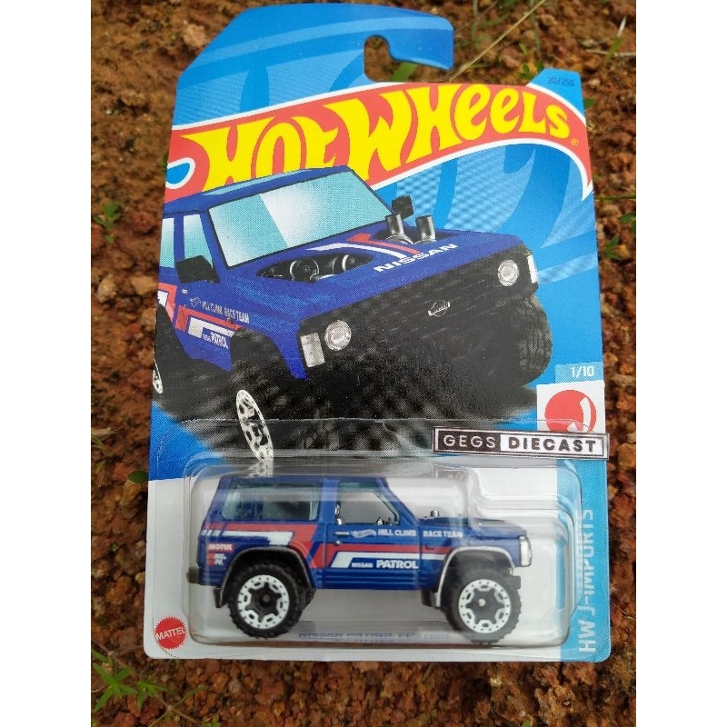Hot Wheels Nissan Patrol Custom