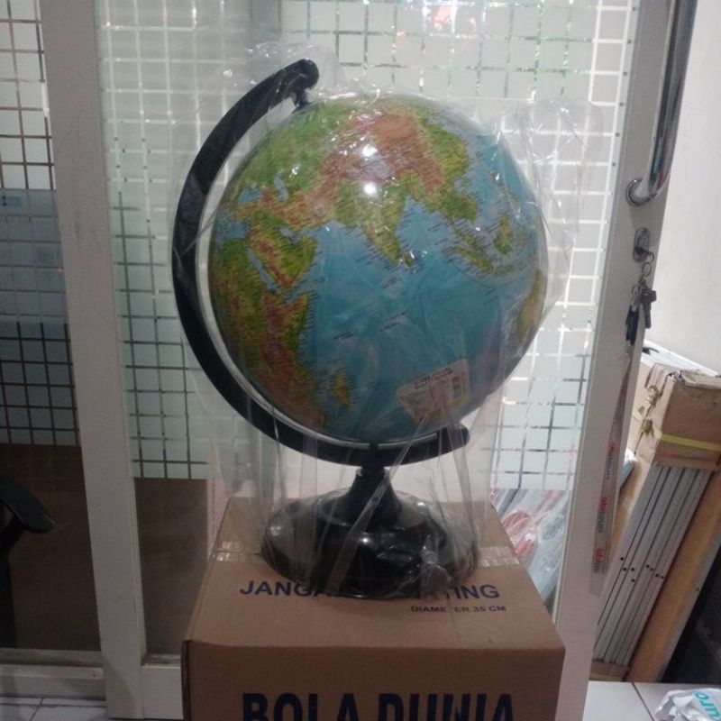 

Globe Diameter 35cm