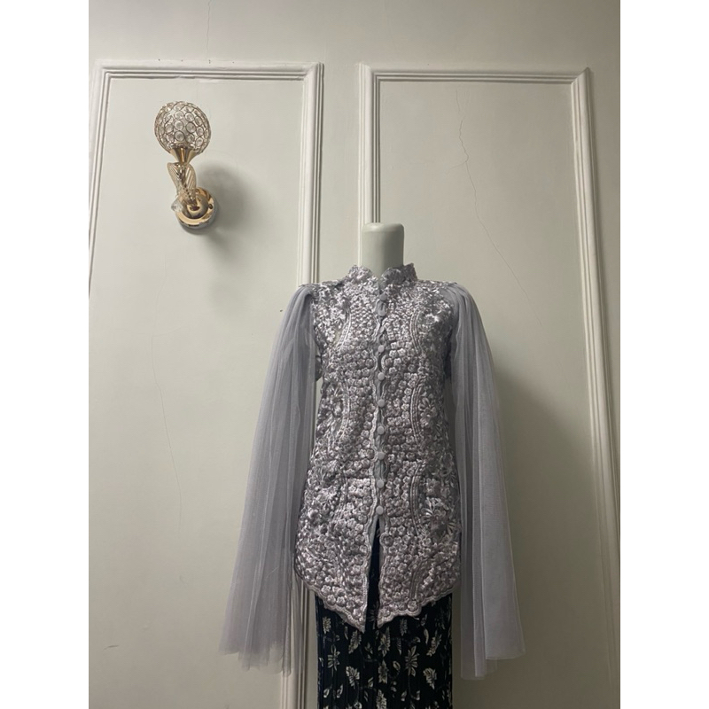 kebaya wisuda modern/kebaya sayap pundak/kebaya wanita