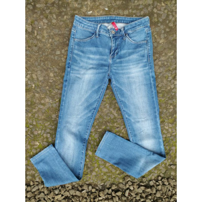 Celana Jeans Anak Uniqlo Fading Original