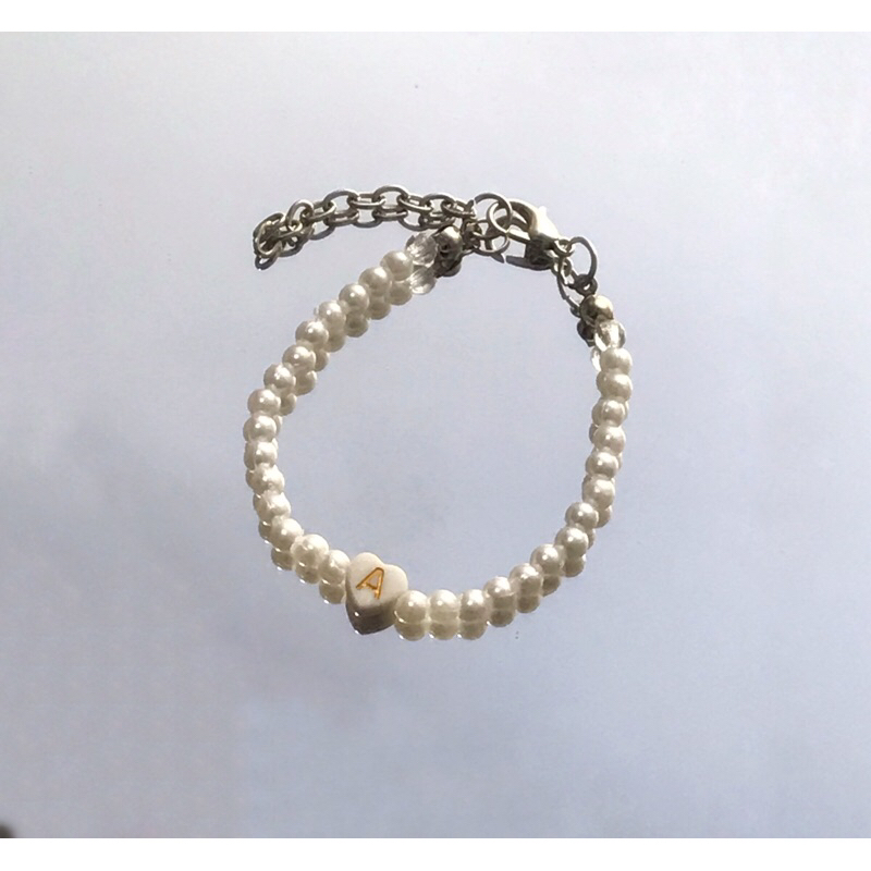 (TANPA PO) Gelang inisial mutiara polos / gelang mutiara putih / gelang inisial putih / gelang polos