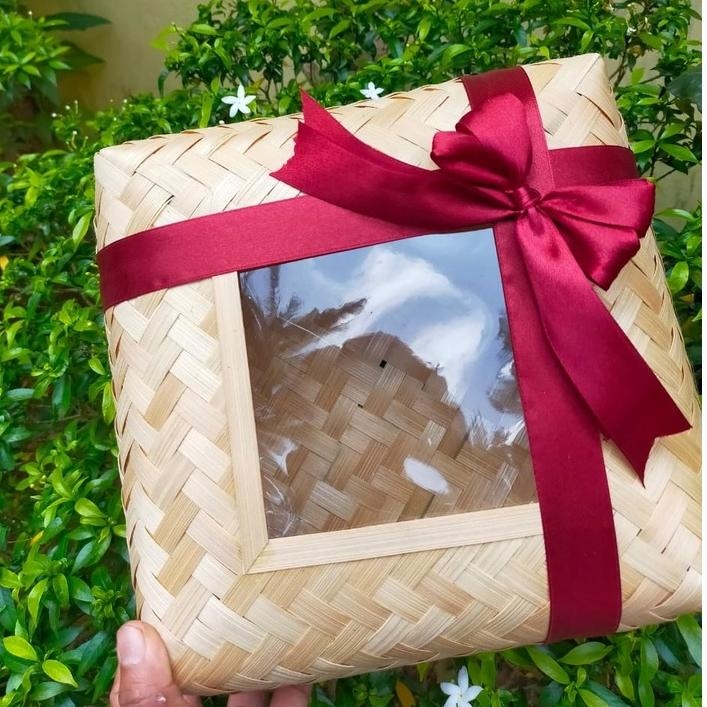 GARANSI - M25-BESEK MIKA 25 X25 X 9-BOX MIKA-HAMPERS RAMADHAN-KADO WISUDA-BOX HANTARAN-SESERAHAN