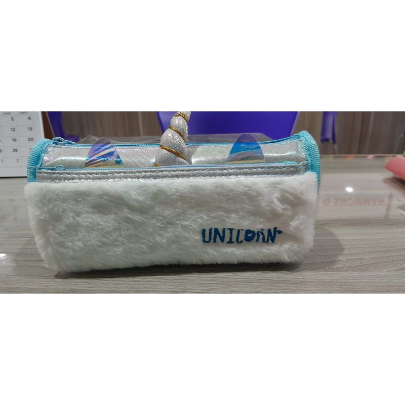 

Pencil Case Unicorn bulu