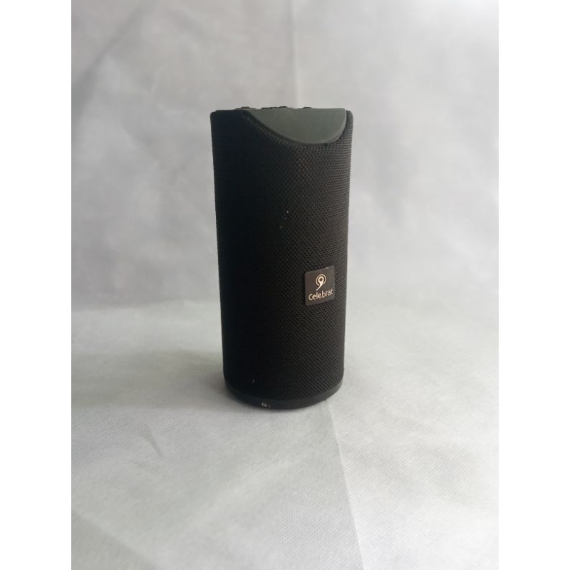 Speaker Bluetooth Celebrat SP-7 Second Hidup Normal Siap Pakai