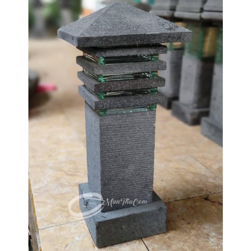 Lampion Batu Lava Kombinasi Kaca Atap Piramida Tipe Tiang Tegak: Kombinasi Keindahan Alam dan Fungsi