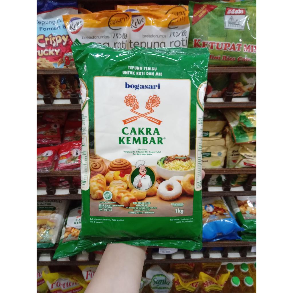 

BOGASARI TEPUNG TERIGU CAKRA KEMBAR 1 kg