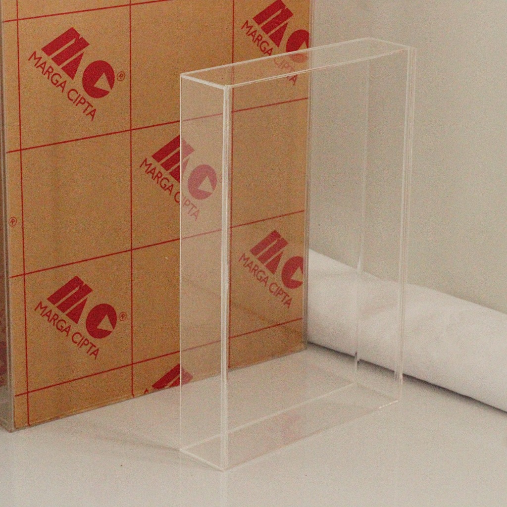 

Box Full Acrilik Sliding 20x30 Space 5cm