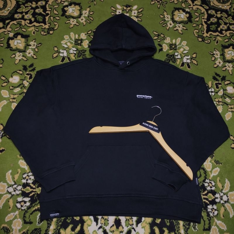 HOODIE GROOVERHYME HITAM PEKAT