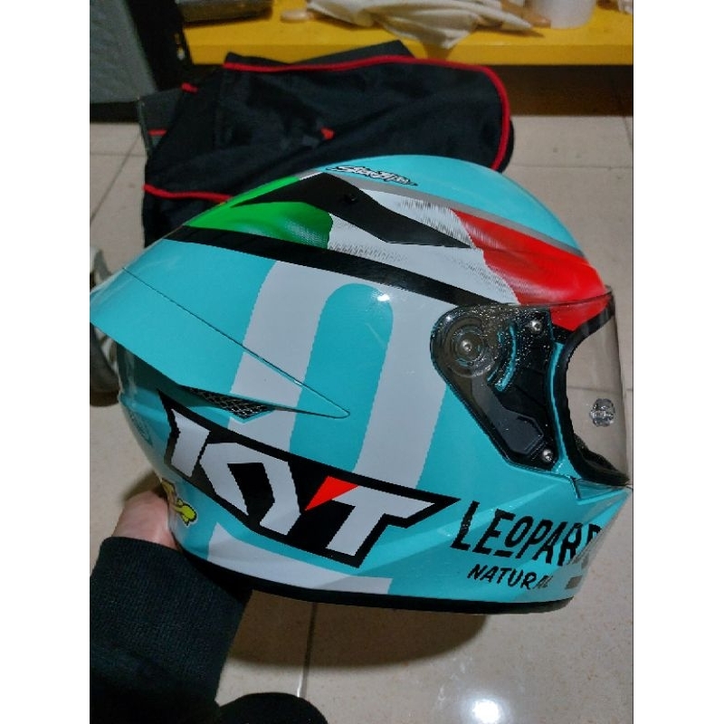 helm full face KYT tt course leopard
