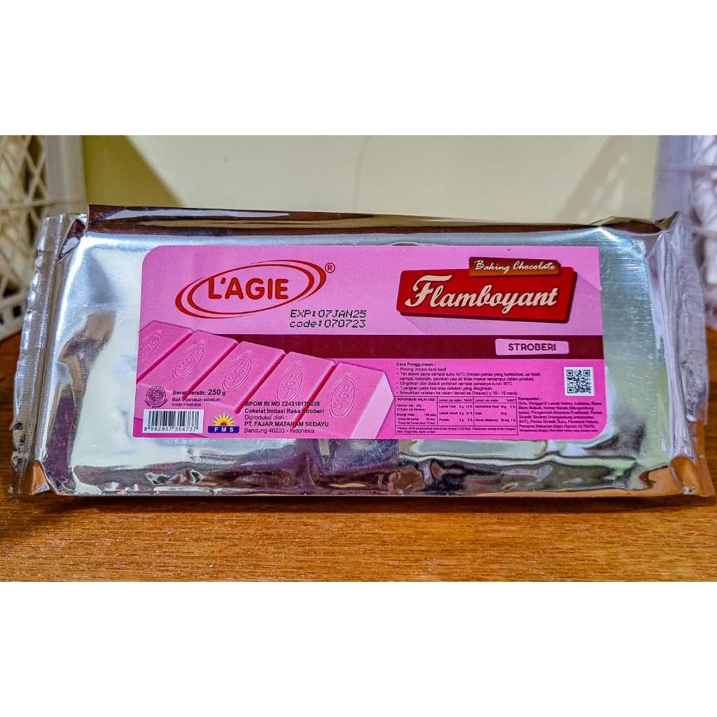 

L'AGIE STRAWBERRY COKLAT BATANGAN