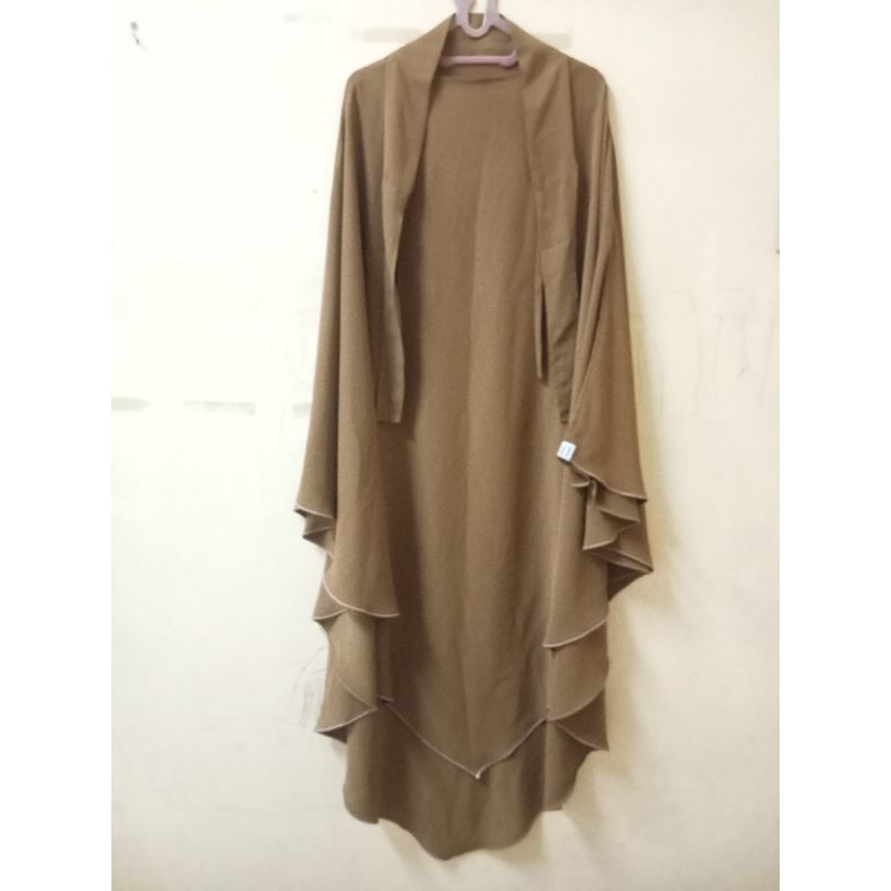 preloved_fk_am_elmadina_medal_Bronze_size L_mina