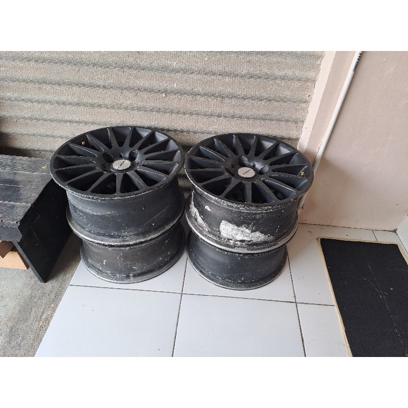 VELG PCD 4x114 R15 vossen