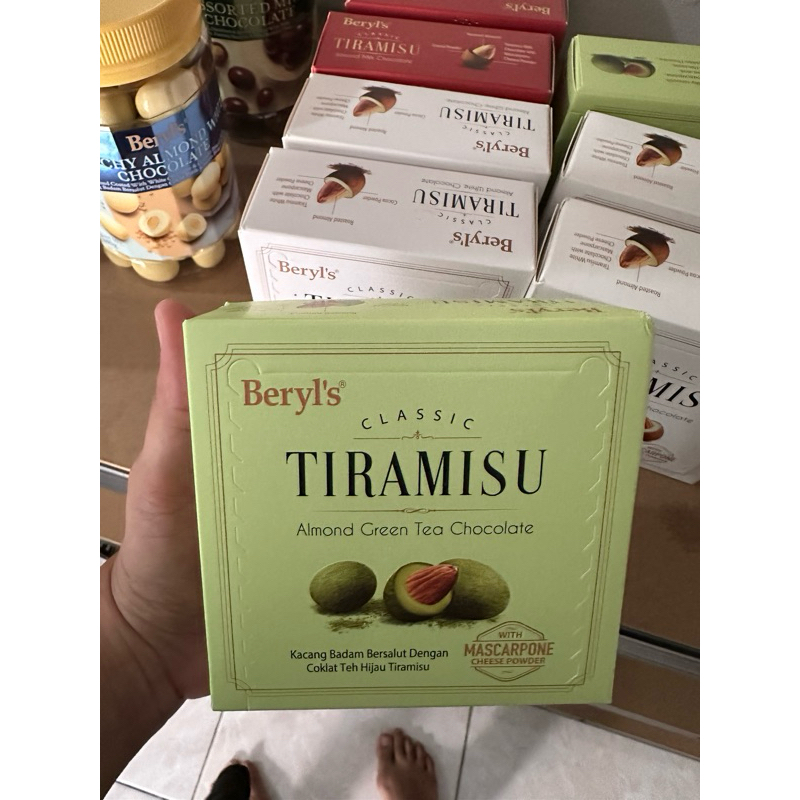 

BERYL'S TIRAMISU CHOCOLATE 65G COKLAT MALAYSIA