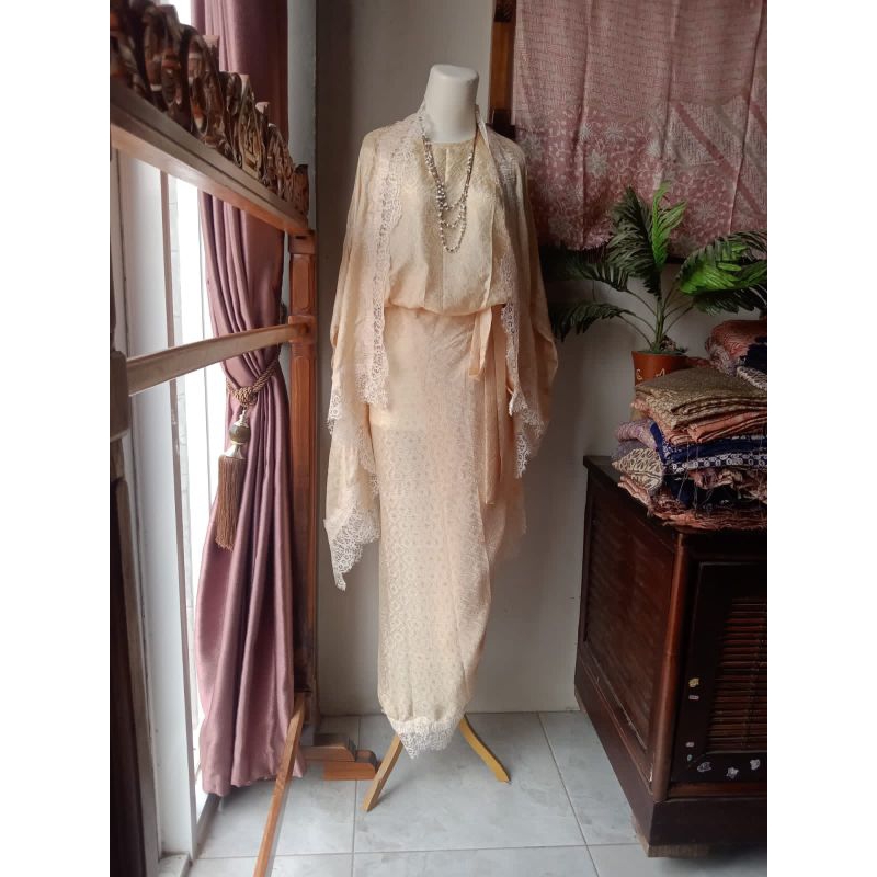 (Hanya Outer) Outer Nagita Renda Viscose Polos By BSC.Etnik