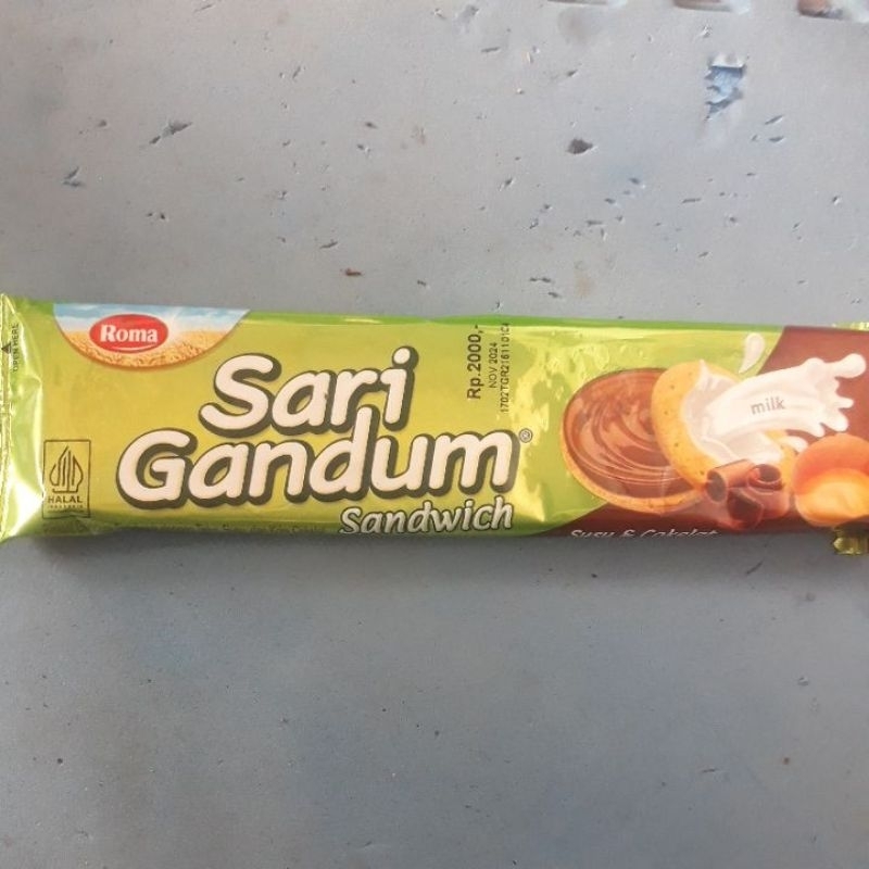 

SARI GANDUM 36gr Roma Biskuit Gandum Sandwich dengan Telur Susu dan Krim Coklat eceran 2000