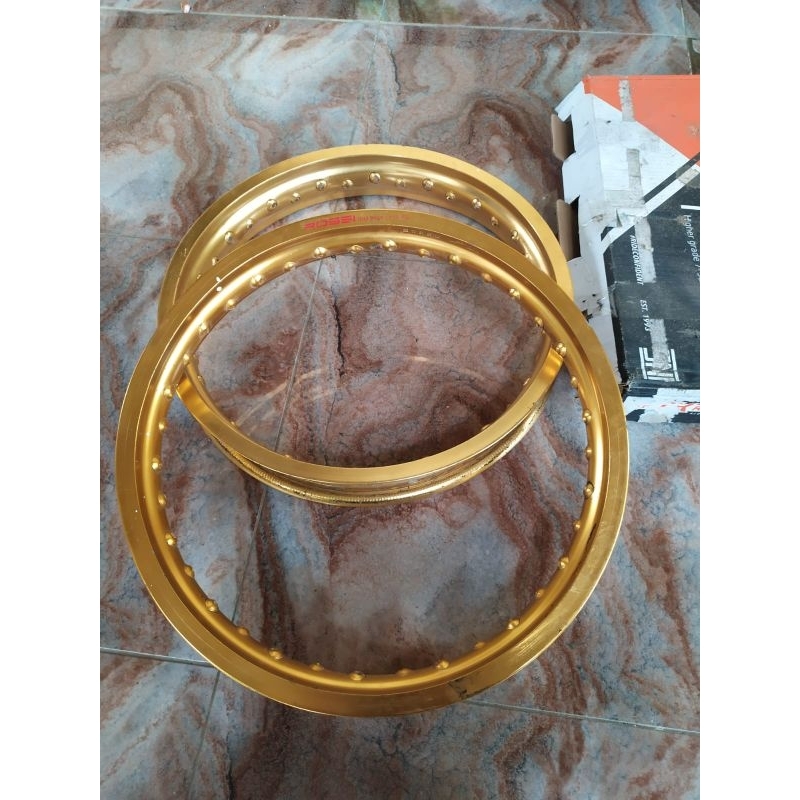 Pelk Velk Velg Roda Alumunium Aloy Rossi Gold Master Ukuran 1.85x17 Bekas Second 2nd Aplikasi ke Sem