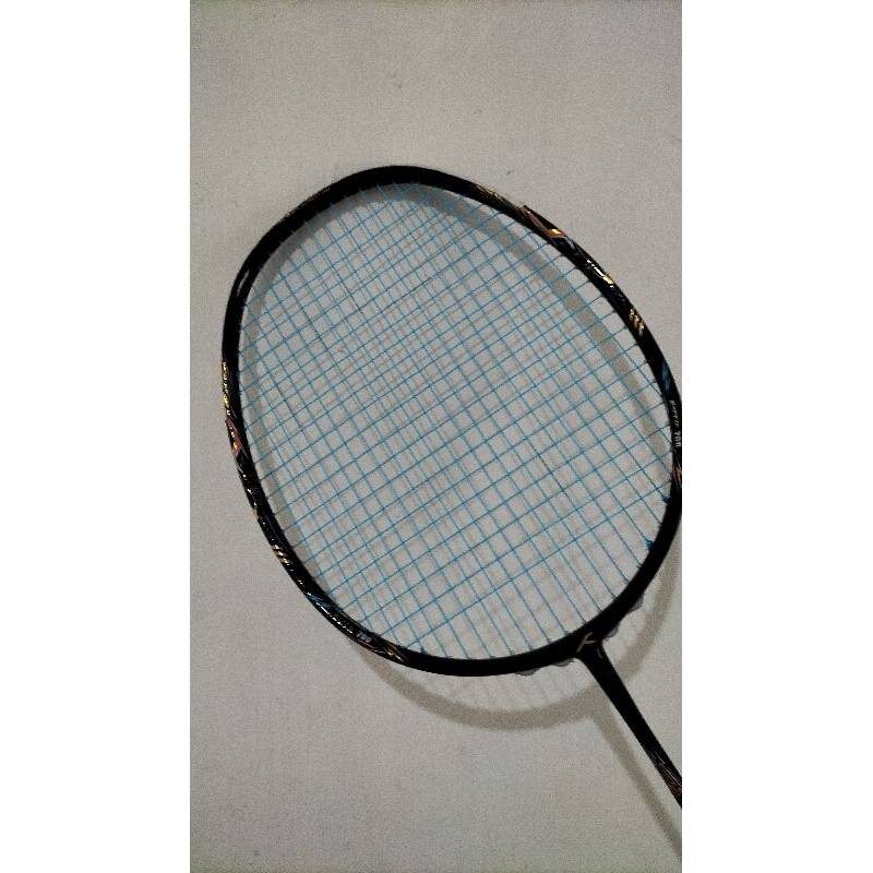 Raket Badminton Hundred Battle 700 Second Original Yonex Victor Lining
