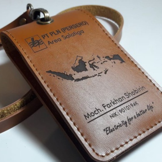 

Terlaris ID Card Holder Magnet Lipat Clip BAHAN FAUX LEATHER PREMIUM IMPORT DUNDEE 77