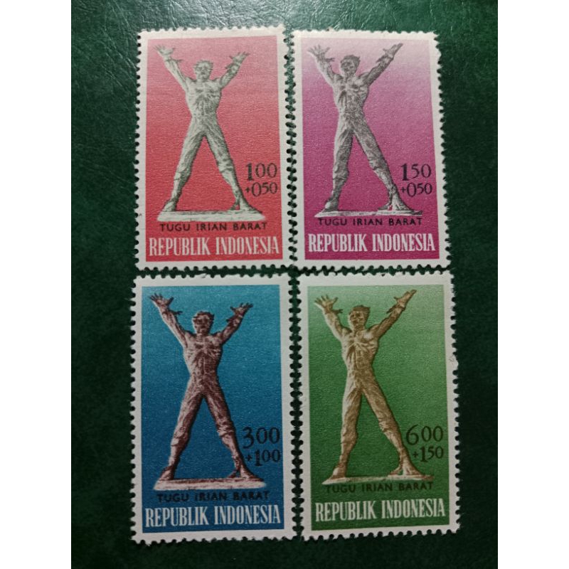 

Prangko Indonesia 4 PcsTugu Irian Barat tahun 1963 UN USED